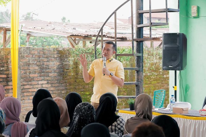 Kembali turun ke tengah masyarakat dalam kegiatan Reses III Masa - Foto 3