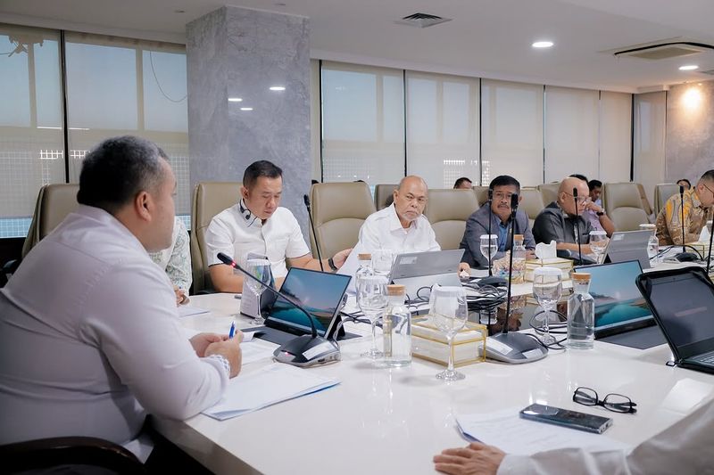 Sosialisasi Perlindungan Jaminan Sosial Pekerja Rentan DJBjtxSzap5 - Foto 2