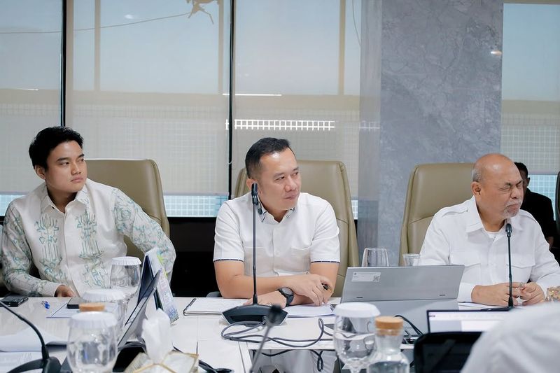 Sosialisasi Perlindungan Jaminan Sosial Pekerja Rentan DJBjtxSzap5 - Foto 6